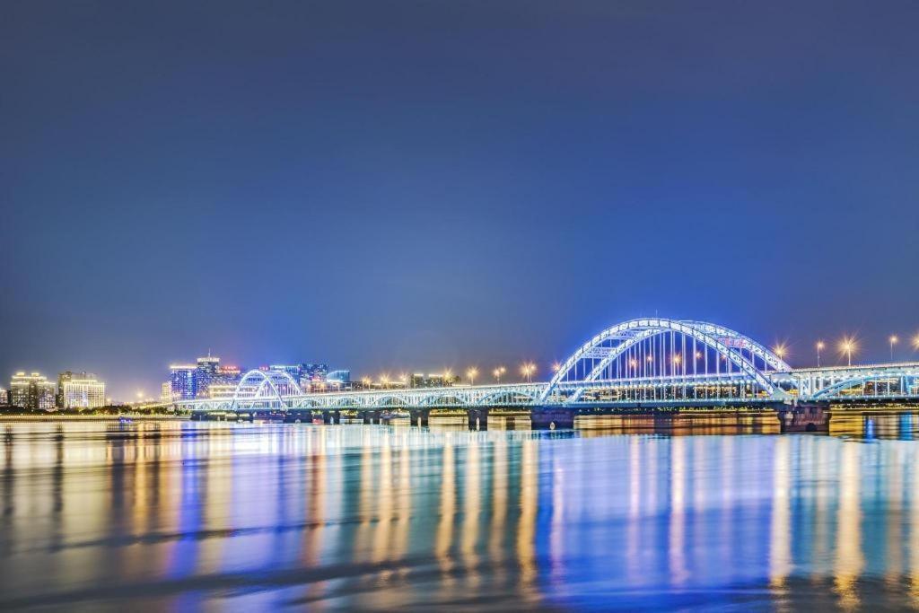 Ramada Plaza By Wyndham Hangzhou Riverside Extérieur photo
