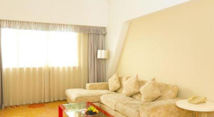 Ramada Plaza By Wyndham Hangzhou Riverside Extérieur photo